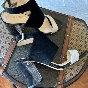 Nine West Black and Cream Heels with Chic Design